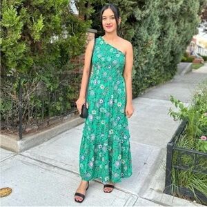 Knox Rose Tiered Dress Green Floral One Shoulder Smocked Size Medium
POCKETS